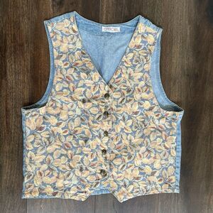 Cherokee Floral Light Denim Vest Womens Cottagecore Vintage 90s Grandma Retro